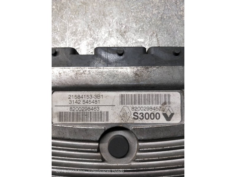 Recambio de centralita motor uce para renault megane ii berlina 5p confort authentique referencia OEM IAM 215841533B1 8200298463