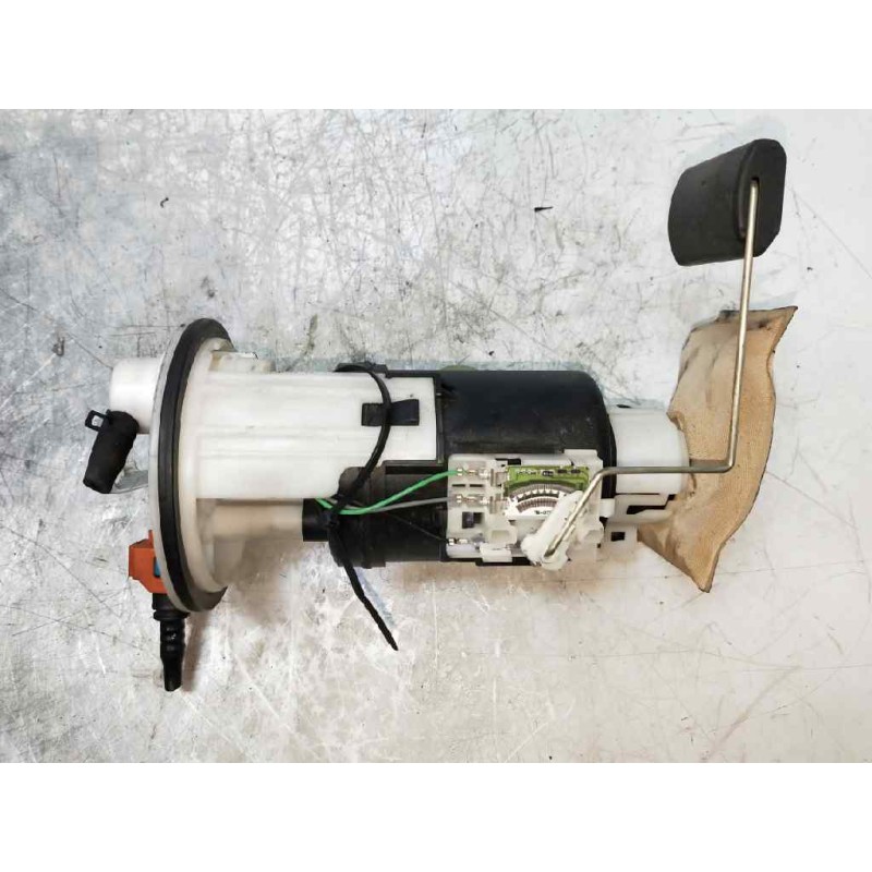 Recambio de bomba combustible para hyundai getz (tb) 1.3 gls referencia OEM IAM 311101C000 083000750 DENSO AFORADOR