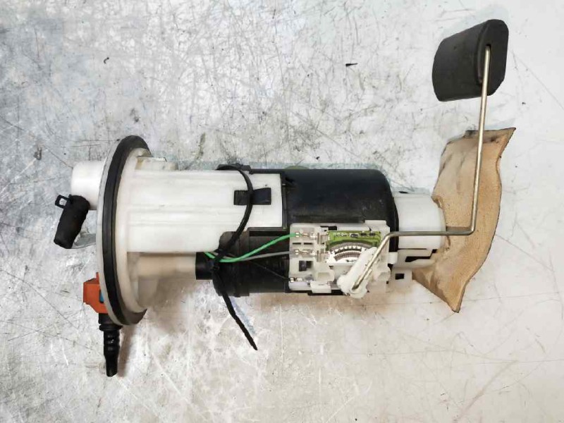 Recambio de bomba combustible para hyundai getz (tb) 1.3 gls referencia OEM IAM 311101C000 083000750 DENSO AFORADOR