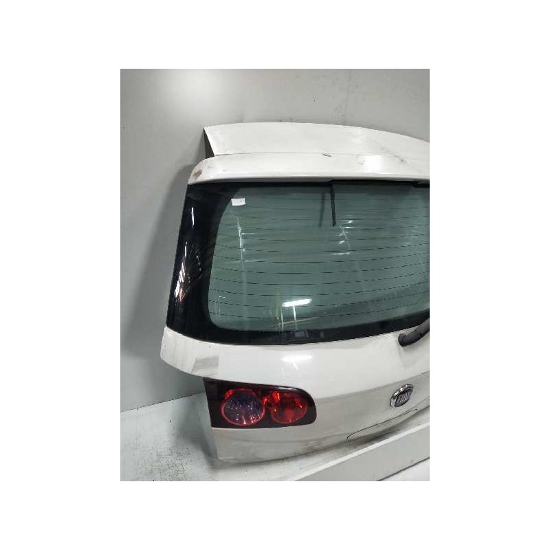 Recambio de porton trasero para fiat croma (194) 1.9 8v jtd cat (939a1000 / 192a8000) referencia OEM IAM   