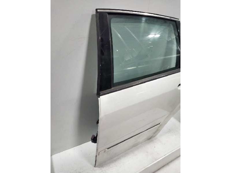 Recambio de puerta trasera izquierda para fiat croma (194) 1.9 8v jtd cat (939a1000 / 192a8000) referencia OEM IAM   