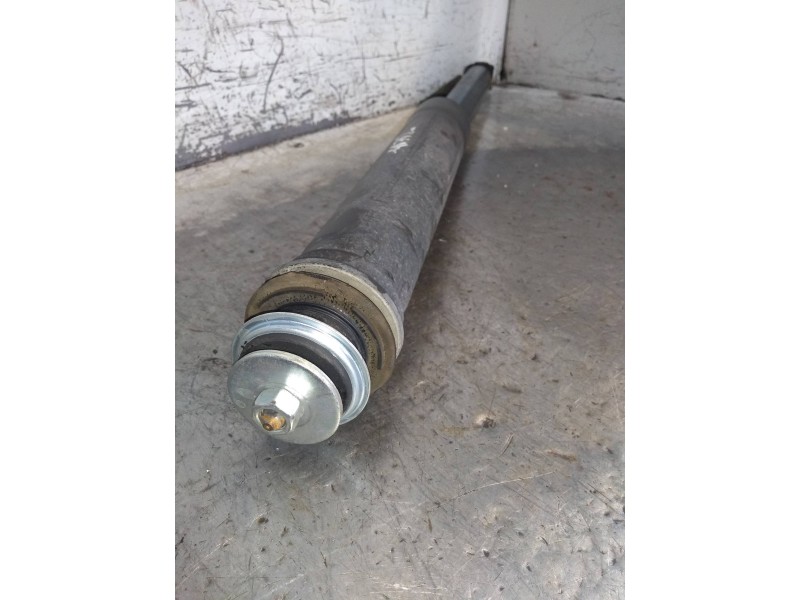 Recambio de amortiguador trasero izquierdo para toyota yaris hybrid active referencia OEM IAM 485300DF10 03031000850 