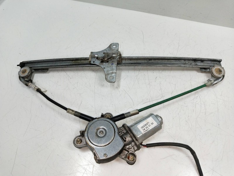 Recambio de elevalunas delantero derecho para opel agila 1.2 16v cat (z 12 xe / lw4) referencia OEM IAM 09206371  5P