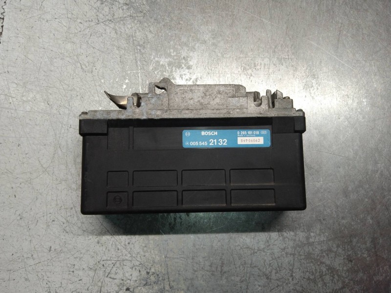 Recambio de centralita abs para mercedes clase e (w124) berlina d 300 (124.130) referencia OEM IAM 0265101018 0055452132 