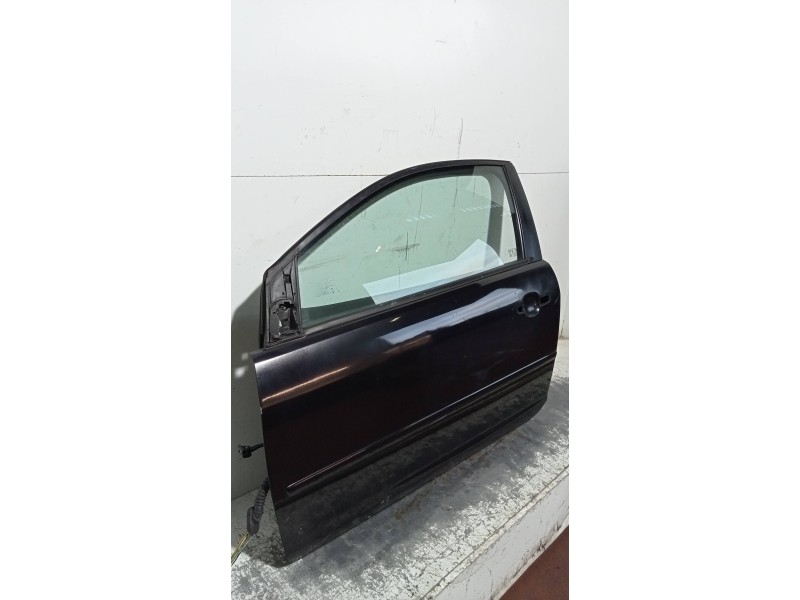Recambio de puerta delantera izquierda para ford focus berlina (cap) titanium referencia OEM IAM  3P 
