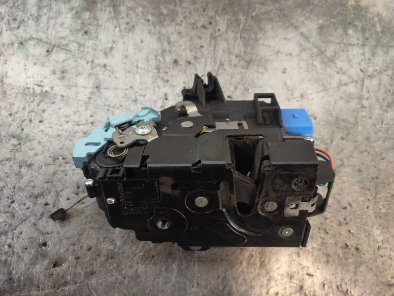 Recambio de motor cierre centralizado delantero izquierdo para skoda octavia combi (1z5) scout 4x4 referencia OEM IAM 3D1837015A
