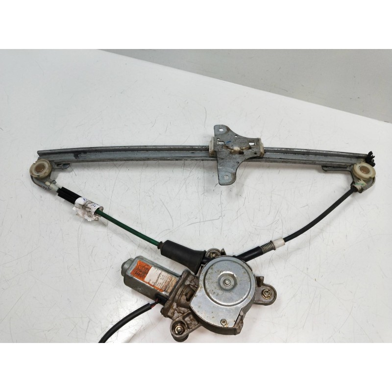 Recambio de elevalunas delantero izquierdo para opel agila 1.2 16v cat (z 12 xe / lw4) referencia OEM IAM 09215911  5P