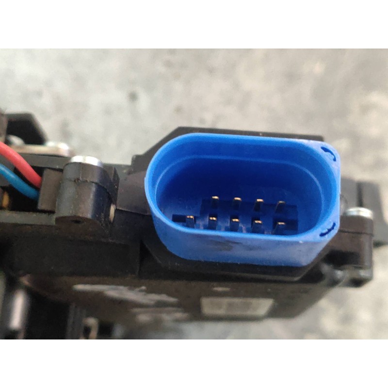 Recambio de motor cierre centralizado delantero izquierdo para skoda octavia combi (1z5) scout 4x4 referencia OEM IAM 3D1837015A