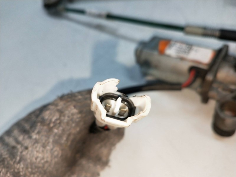 Recambio de elevalunas delantero izquierdo para opel agila 1.3 16v cdti cat (z 13 dt / ln9) referencia OEM IAM 09206373  5P
