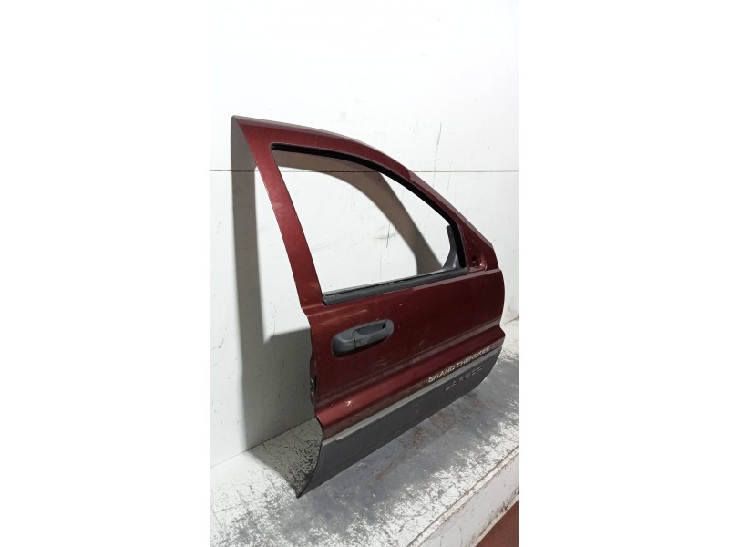 Recambio de puerta delantera derecha para jeep gr.cherokee (wj/wg) 3.1 td laredo referencia OEM IAM   5P