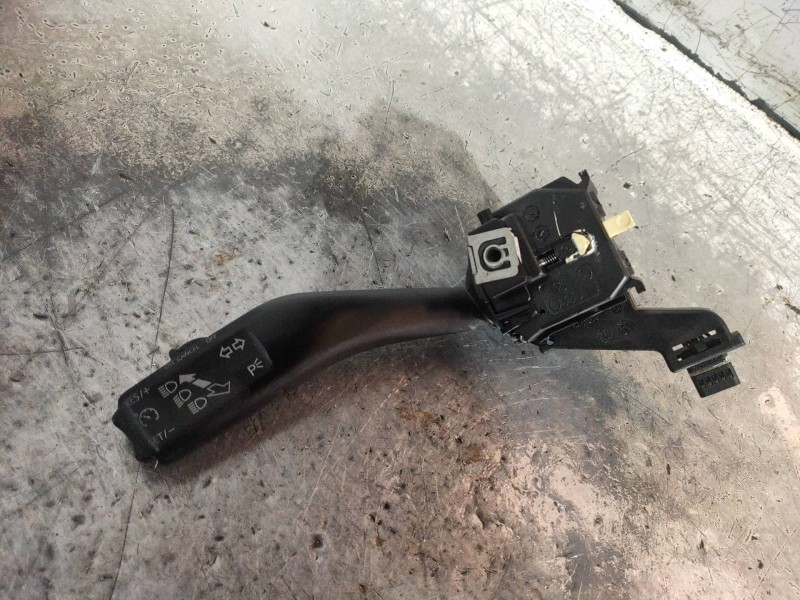 Recambio de mando luces para skoda octavia combi (1z5) scout 4x4 referencia OEM IAM 1K0953513F  