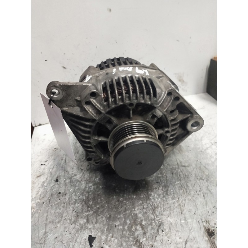 Recambio de alternador para renault megane i fase 2 berlina (ba0) 1.9 dci expression referencia OEM IAM 8200064685  