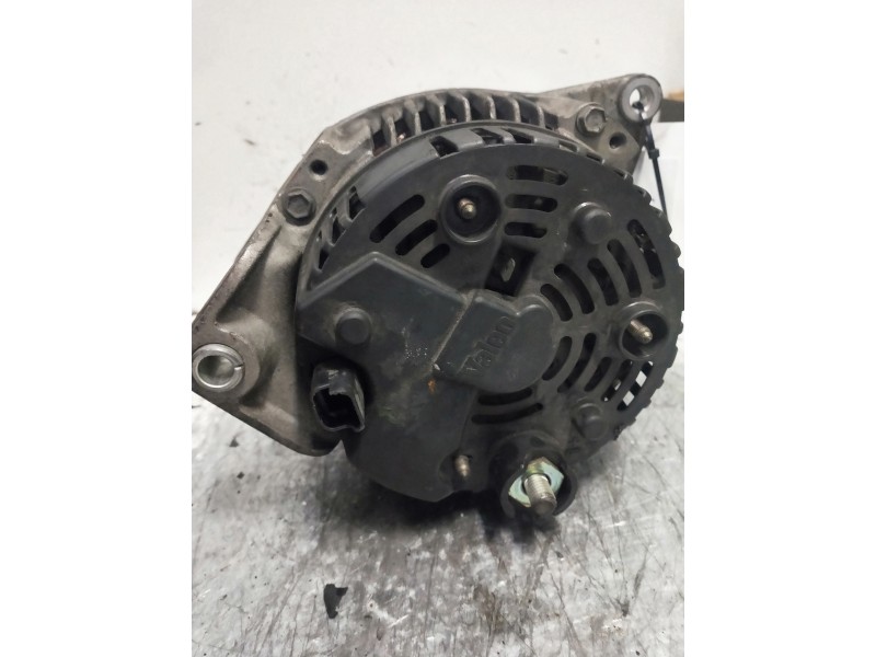Recambio de alternador para renault megane i fase 2 berlina (ba0) 1.9 dci expression referencia OEM IAM 8200064685  
