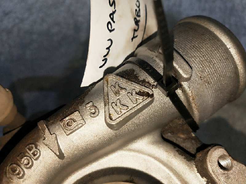 Recambio de turbocompresor para volkswagen passat variant (3b6) 1.8 20v turbo referencia OEM IAM 058145703J   Recambio de turbocompresor para volkswagen passat variant (3b6) 1.8 20v turbo referencia OEM IAM 058145703J