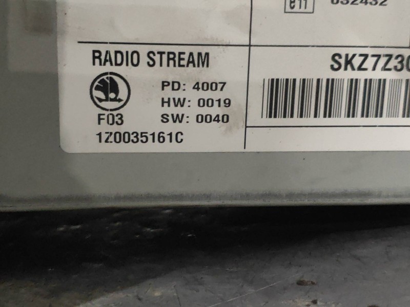 Recambio de sistema audio / radio cd para skoda octavia combi (1z5) scout 4x4 referencia OEM IAM   