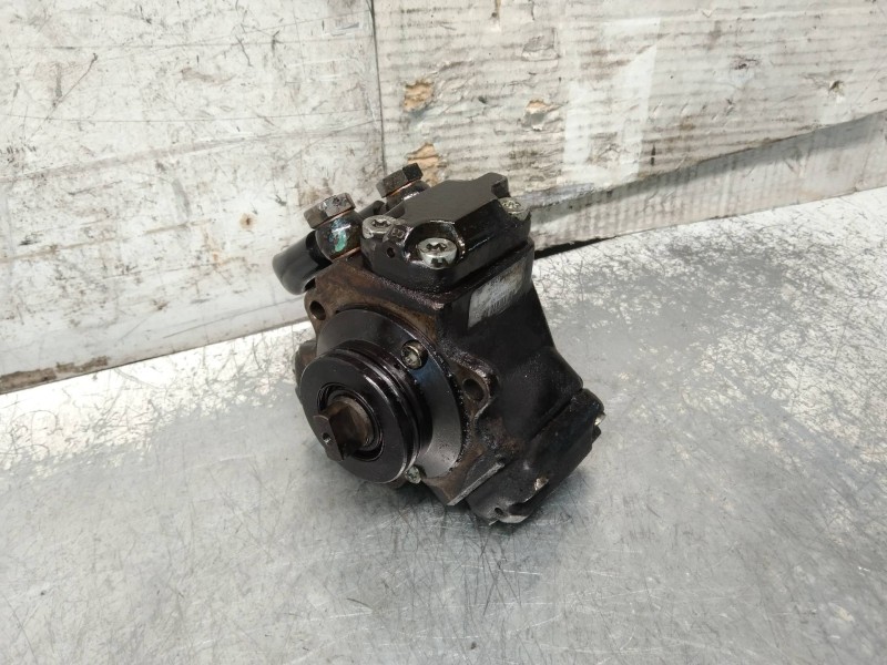 Recambio de bomba inyeccion para opel corsa d cmon referencia OEM IAM 0445010138 55198933 