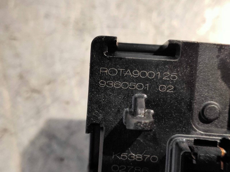 Recambio de caja reles / fusibles para mini mini 5-trg. (f55) one d referencia OEM IAM 936050102  