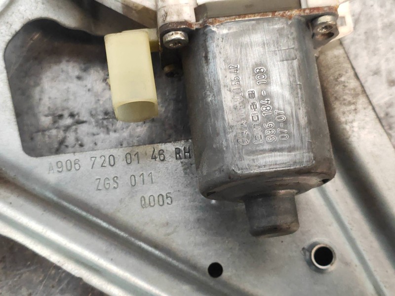 Recambio de elevalunas delantero derecho para volkswagen crafter combi (2e) combi 30 referencia OEM IAM A9067200146 995184103 5P