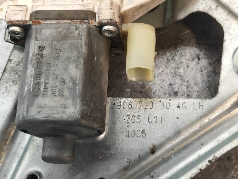 Recambio de elevalunas delantero izquierdo para volkswagen crafter combi (2e) combi 30 referencia OEM IAM A9067200046 995185103 