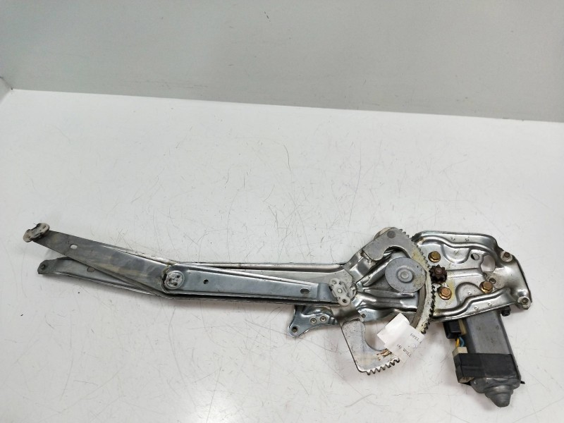 Recambio de elevalunas delantero derecho para opel astra f berlina 2.0 referencia OEM IAM 90414724 188867000 3P Recambio de elevalunas delantero derecho para opel astra f berlina 2.0 referencia OEM IAM 90414724 188867000 3P