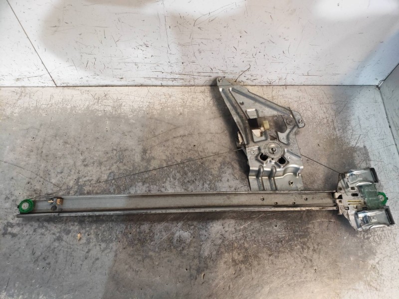 Recambio de elevalunas delantero izquierdo para volkswagen crafter combi (2e) combi 30 referencia OEM IAM A9067200046 995185103 