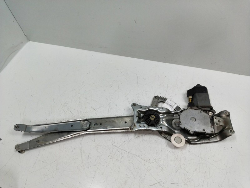 Recambio de elevalunas delantero derecho para opel astra f berlina 2.0 referencia OEM IAM 90414724 188867000 3P Recambio de elevalunas delantero derecho para opel astra f berlina 2.0 referencia OEM IAM 90414724 188867000 3P