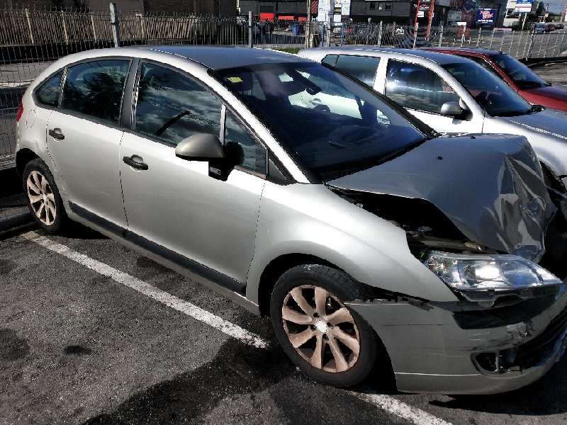 citroen c4 berlina del año 2008