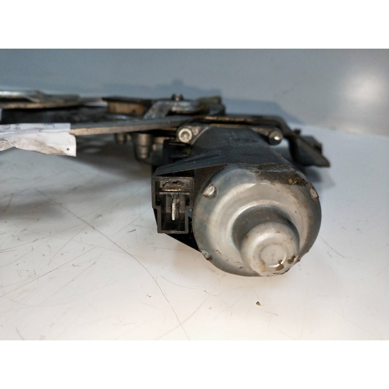 Recambio de elevalunas delantero derecho para opel astra f berlina 1.6 cat referencia OEM IAM 90414656 188878000 4P