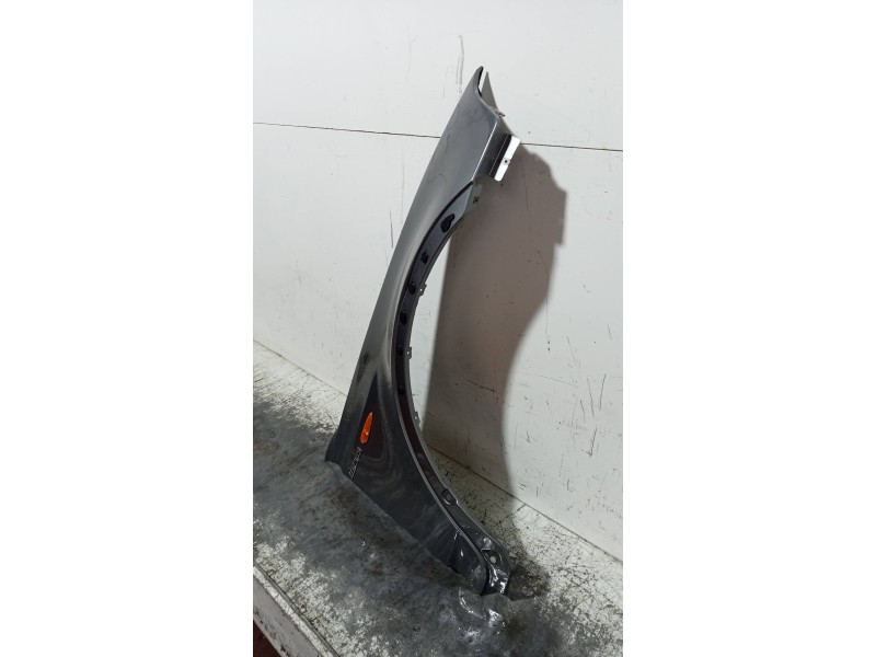 Recambio de aleta delantera derecha para bmw x3 (e83) 2.0d referencia OEM IAM   