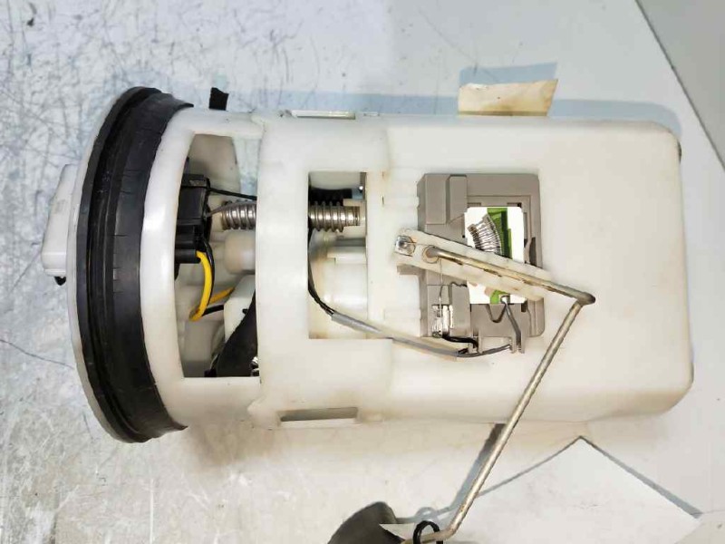 Recambio de bomba combustible para hyundai coupe (gk) 1.6 fx referencia OEM IAM 311102D030 2000350640 AFORADOR