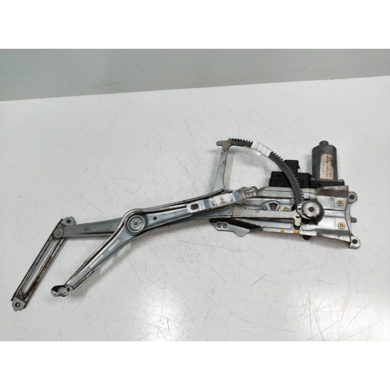 Recambio de elevalunas delantero izquierdo para opel astra g berlina 2.0 dti referencia OEM IAM 90521881 119950200 3P Recambio de elevalunas delantero izquierdo para opel astra g berlina 2.0 dti referencia OEM IAM 90521881 119950200 3P