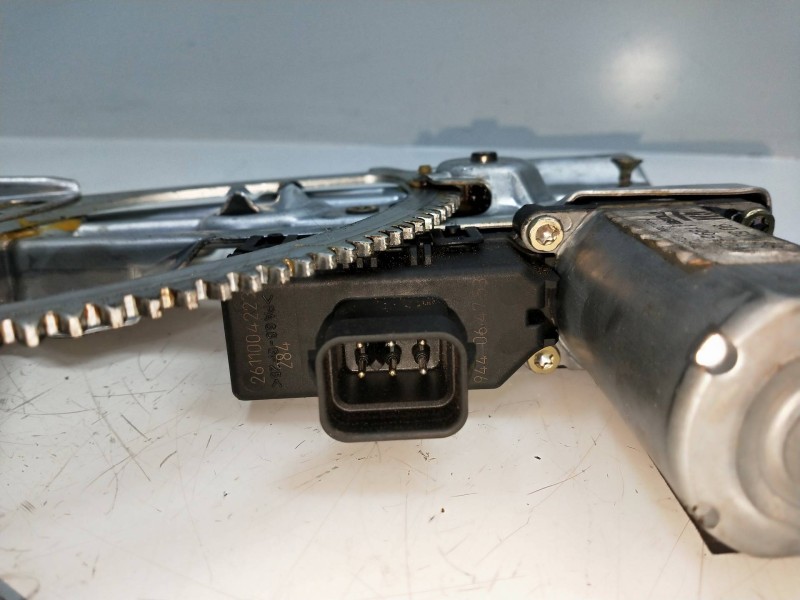 Recambio de elevalunas delantero derecho para opel astra g berlina referencia OEM IAM 90521882 119951200 3P Recambio de elevalunas delantero derecho para opel astra g berlina referencia OEM IAM 90521882 119951200 3P