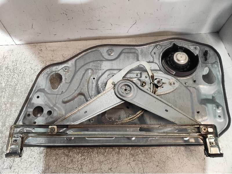 Recambio de elevalunas delantero izquierdo para volvo s40 berlina 1.6 d kinetic referencia OEM IAM 8679080 30737675 