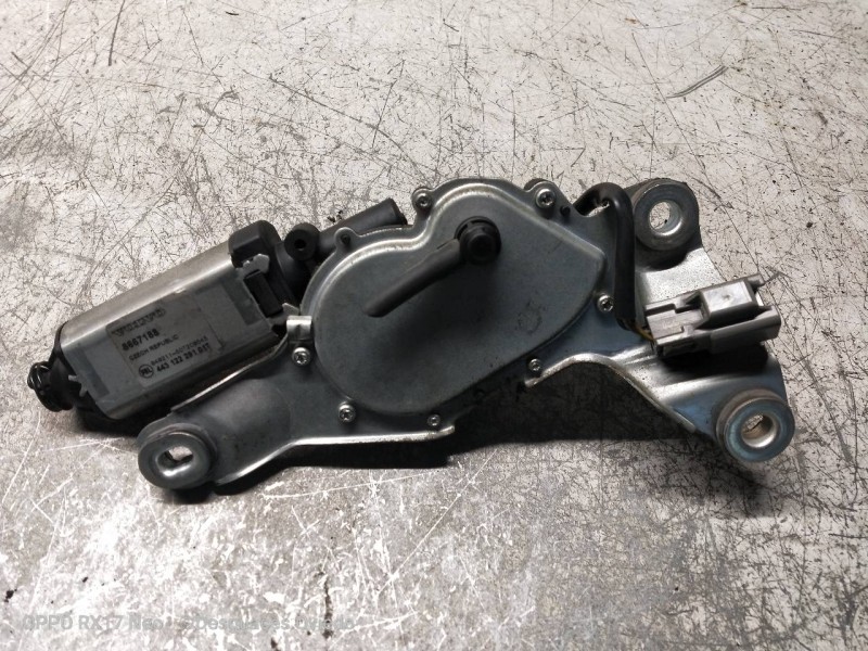 Recambio de motor limpia trasero para volvo xc70 d5 awd kinetic referencia OEM IAM 8667188  