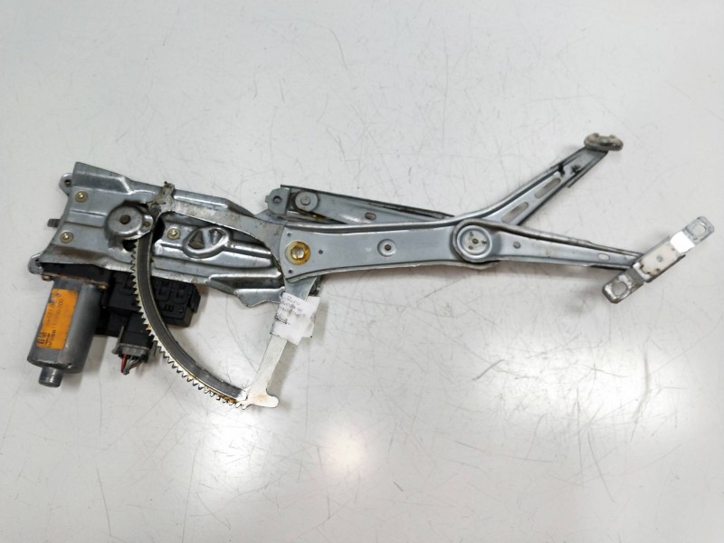 Recambio de elevalunas delantero izquierdo para opel astra g berlina club referencia OEM IAM 90521881 119950200 4P