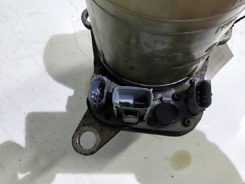 Recambio de bomba direccion para ford focus lim. (cb4) 1.6 tdci cat referencia OEM IAM 4M513K514CA  