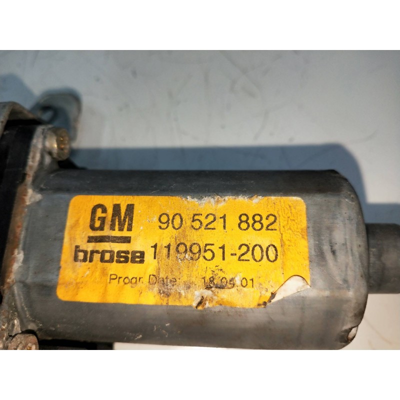 Recambio de elevalunas delantero derecho para opel astra g berlina 2.0 dti referencia OEM IAM 90521882 119951200 5P Recambio de elevalunas delantero derecho para opel astra g berlina 2.0 dti referencia OEM IAM 90521882 119951200 5P