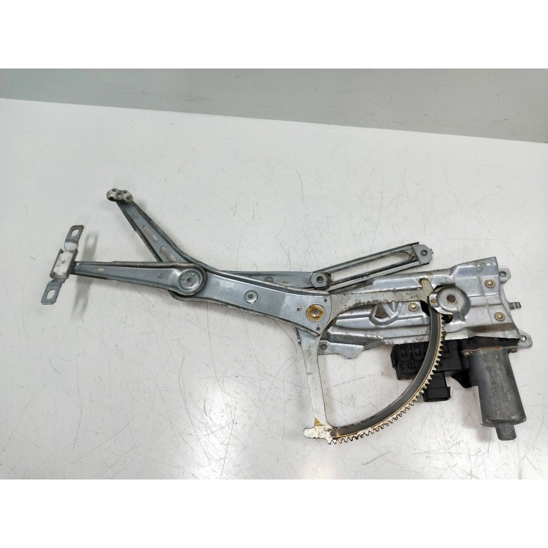 Recambio de elevalunas delantero derecho para opel astra g caravan 1.8 16v cat referencia OEM IAM 90521882 119951XXX 5P R