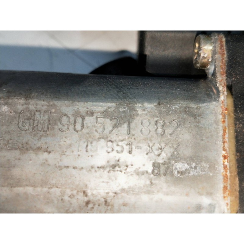 Recambio de elevalunas delantero derecho para opel astra g caravan 1.8 16v cat referencia OEM IAM 90521882 119951XXX 5P R Recambio de elevalunas delantero derecho para opel astra g caravan 1.8 16v cat referencia OEM IAM 90521882 119951XXX 5P R