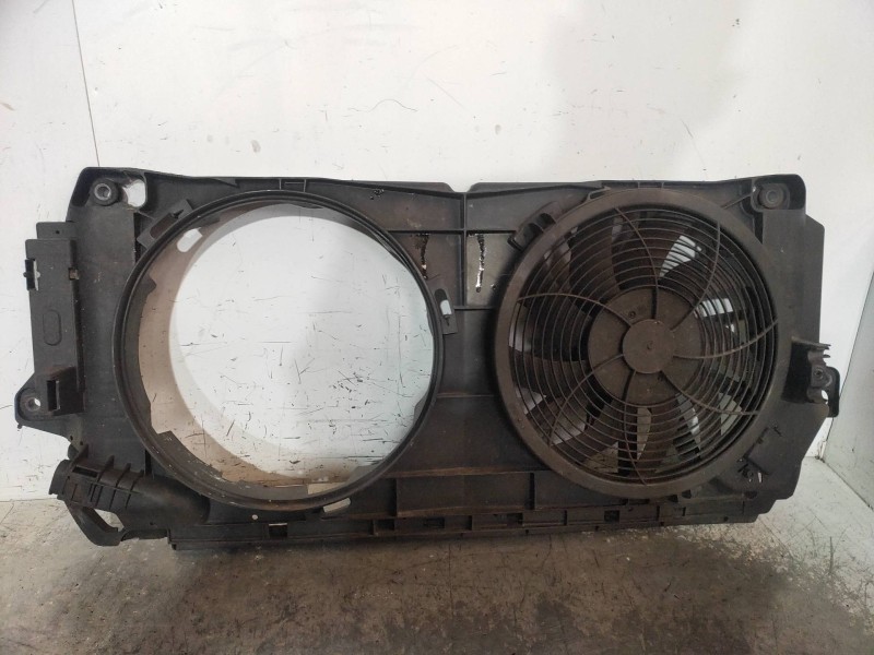 Recambio de electroventilador para volkswagen crafter combi (2e) combi 30 referencia OEM IAM 877968X FS1559 