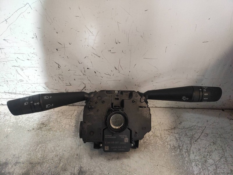 Recambio de mando luces para iveco daily furgón 2.3 diesel cat referencia OEM IAM 0265005357 51826041 