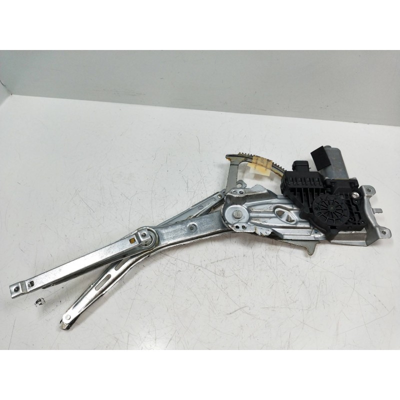 Recambio de elevalunas delantero derecho para opel astra gtc 1.9 cdti referencia OEM IAM 13101479 982825101 3P