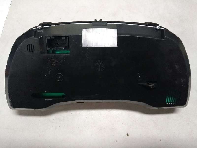 Recambio de cuadro instrumentos para fiat fiorino básico furgón referencia OEM IAM 52078034 1 90420 503002185401