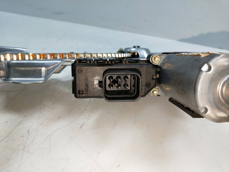 Recambio de elevalunas delantero derecho para opel astra h berlina referencia OEM IAM 90521882 119951202 5P Recambio de elevalunas delantero derecho para opel astra h berlina referencia OEM IAM 90521882 119951202 5P