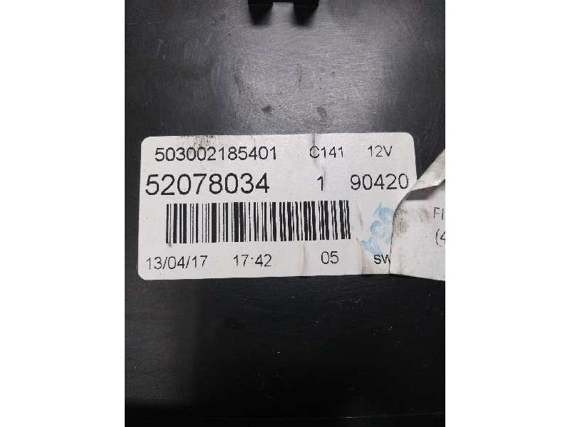 Recambio de cuadro instrumentos para fiat fiorino básico furgón referencia OEM IAM 52078034 1 90420 503002185401