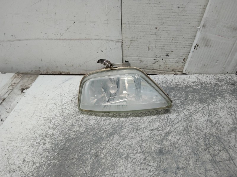 Recambio de faro antiniebla izquierdo para ford focus berlina (cak) ambiente referencia OEM IAM 2M5115201AG  