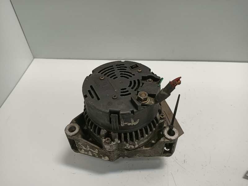 Recambio de alternador para alfa romeo 145 1.4 referencia OEM IAM 0123310004  BOSCH 80A Recambio de alternador para alfa romeo 145 1.4 referencia OEM IAM 0123310004  BOSCH 80A