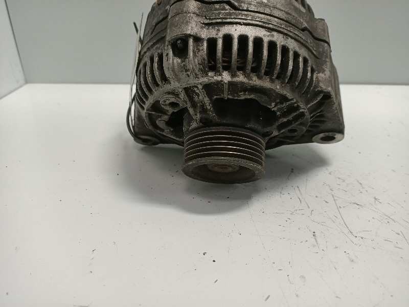 Recambio de alternador para alfa romeo 145 1.4 referencia OEM IAM 0123310004  BOSCH 80A Recambio de alternador para alfa romeo 145 1.4 referencia OEM IAM 0123310004  BOSCH 80A