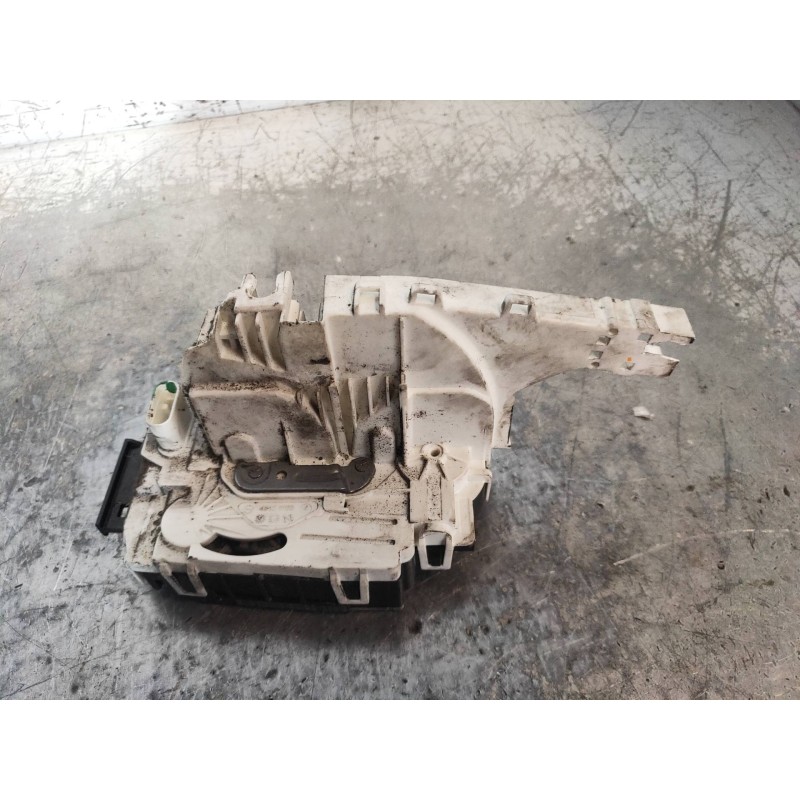 Recambio de motor cierre centralizado delantero derecho para volkswagen crafter combi (2e) combi 30 referencia OEM IAM A90672017