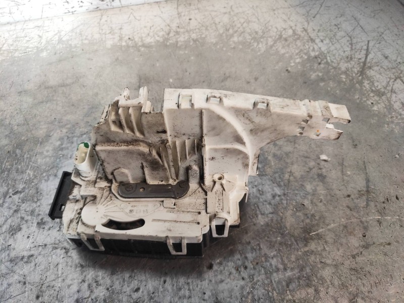 Recambio de motor cierre centralizado delantero derecho para volkswagen crafter combi (2e) combi 30 referencia OEM IAM A90672017